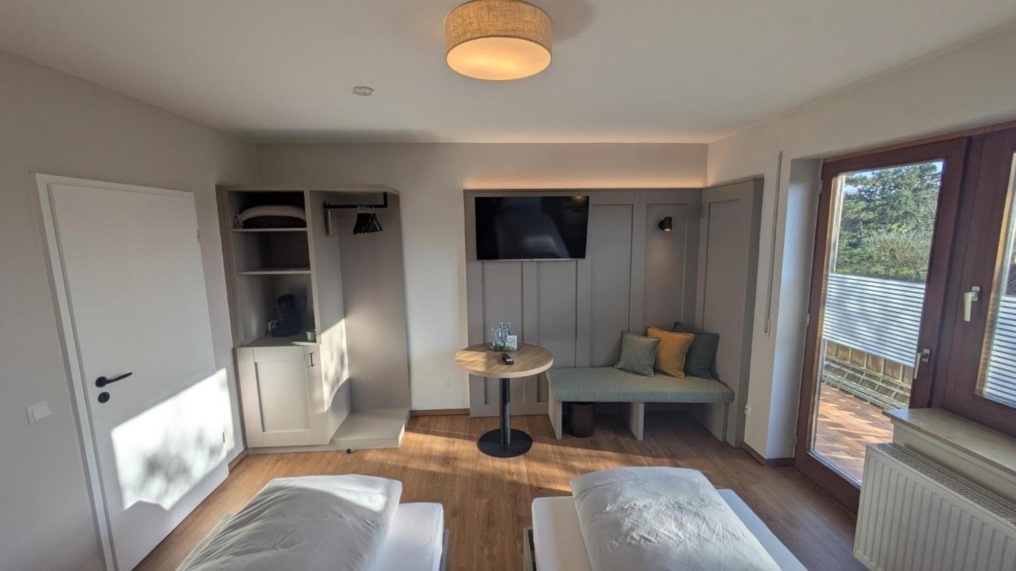 Landhotel Sonneneck - Breuna Im Naturpark 外观 照片