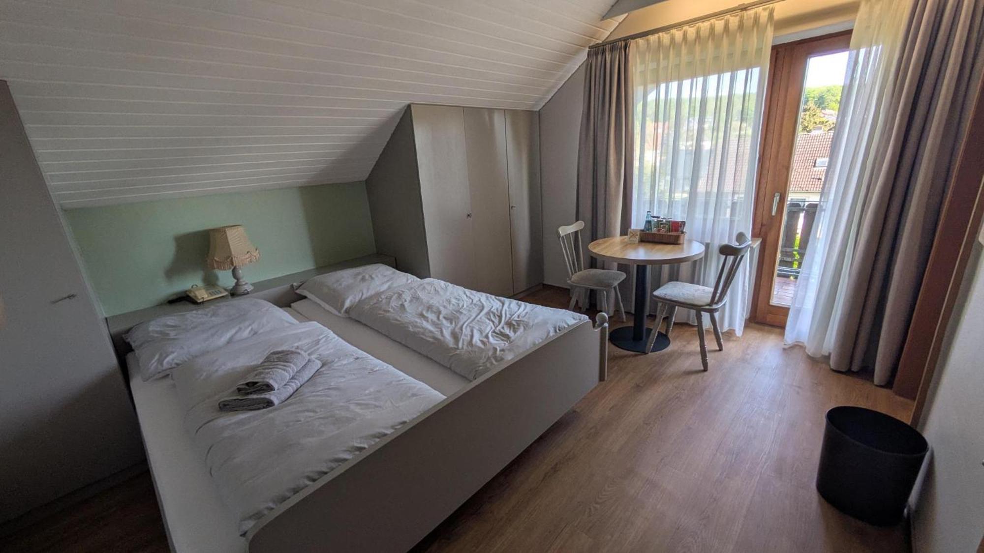 Landhotel Sonneneck - Breuna Im Naturpark 外观 照片