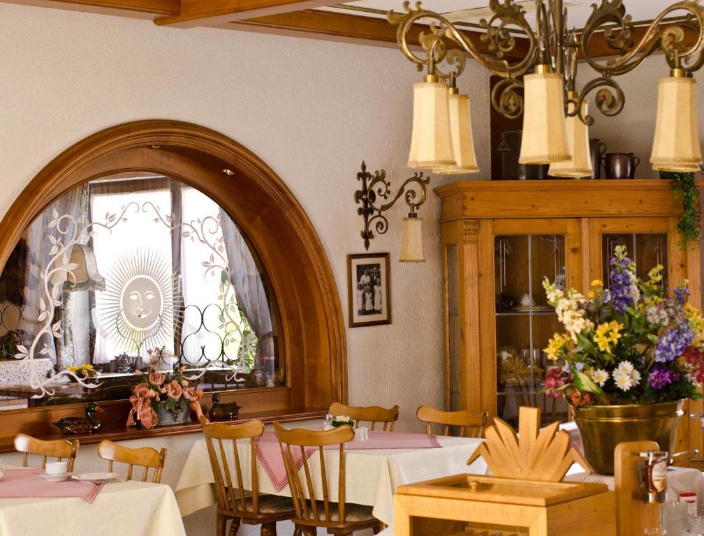 Landhotel Sonneneck - Breuna Im Naturpark 外观 照片